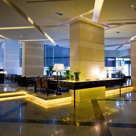 Grand Mercure Ambassador Changwon Exterior photo